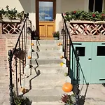A L'ombre Du Murier Bed and breakfast