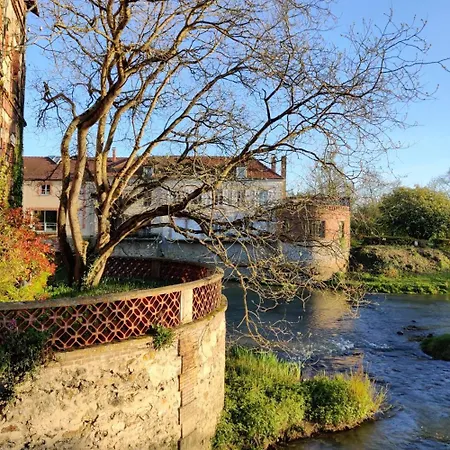 Bed & Breakfast A L'ombre Du Murier 3*