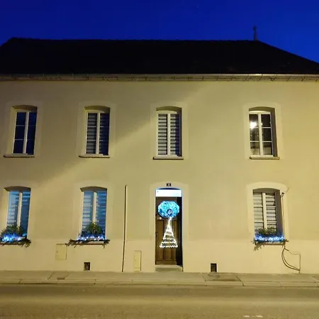 A L'ombre Du Murier Bed & Breakfast